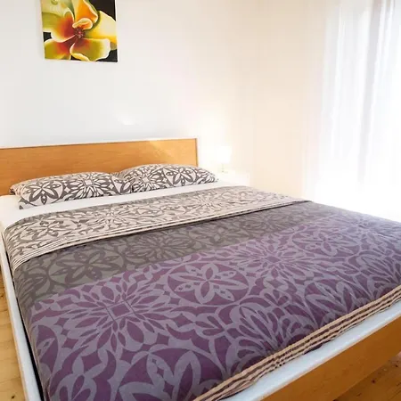 Nives Apartmán *